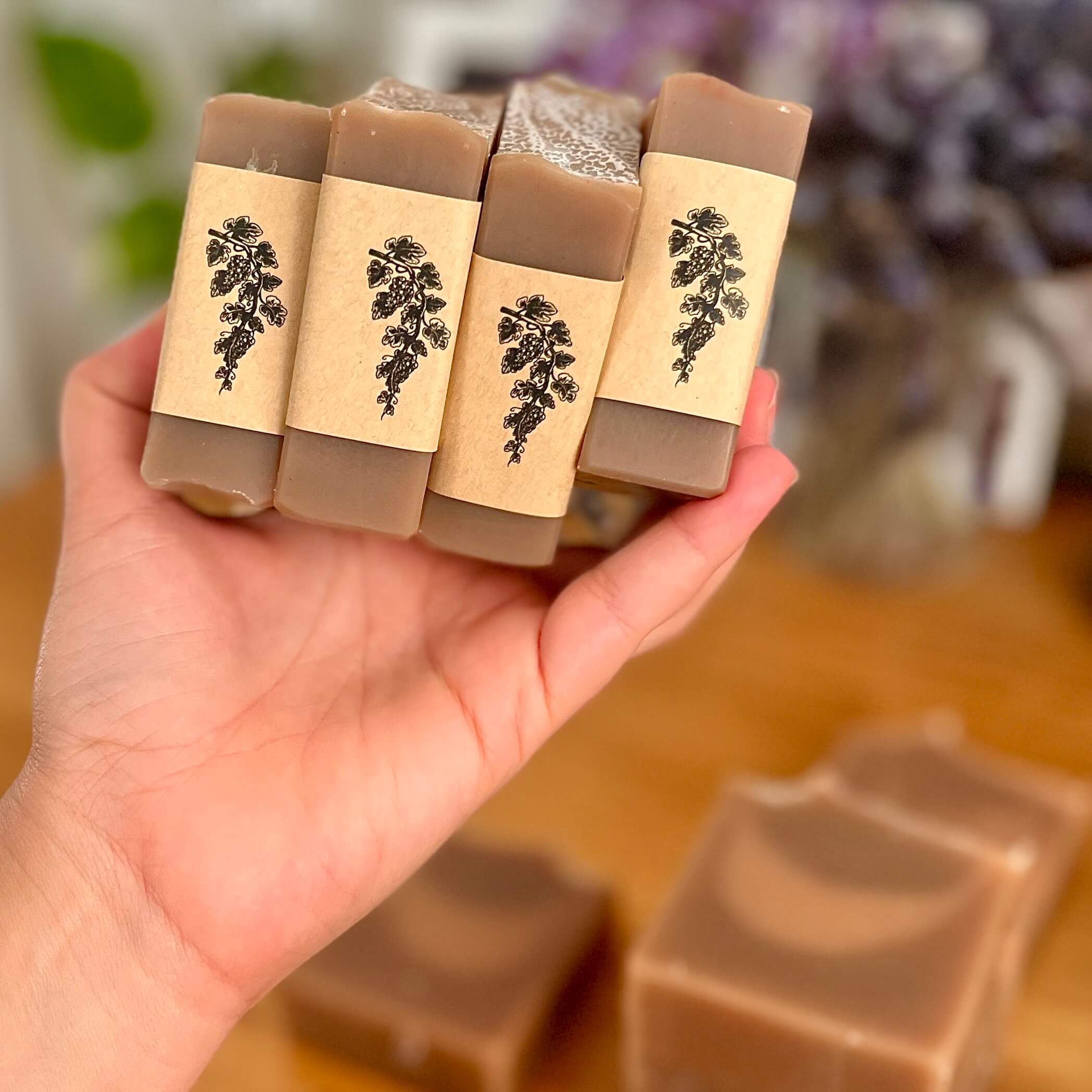 סַבּוֹן יַיִן אָדוֹם – תמונה 4